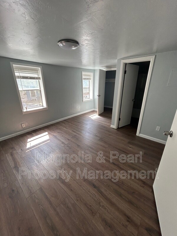 Building Photo - 1411 N 13th St