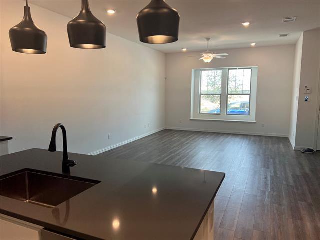 Building Photo - 3010 Opera Way