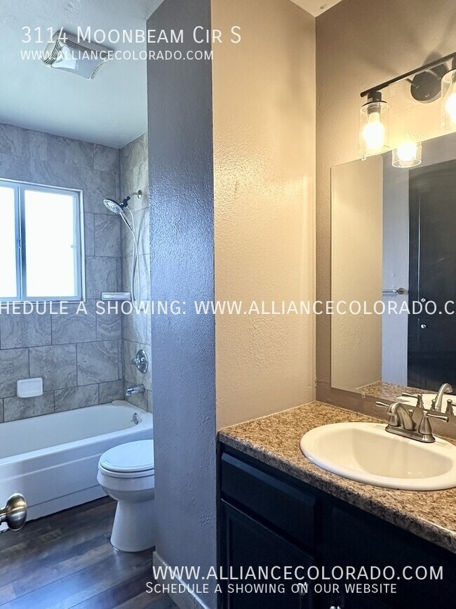 Building Photo - 3114 Moonbeam Cir S