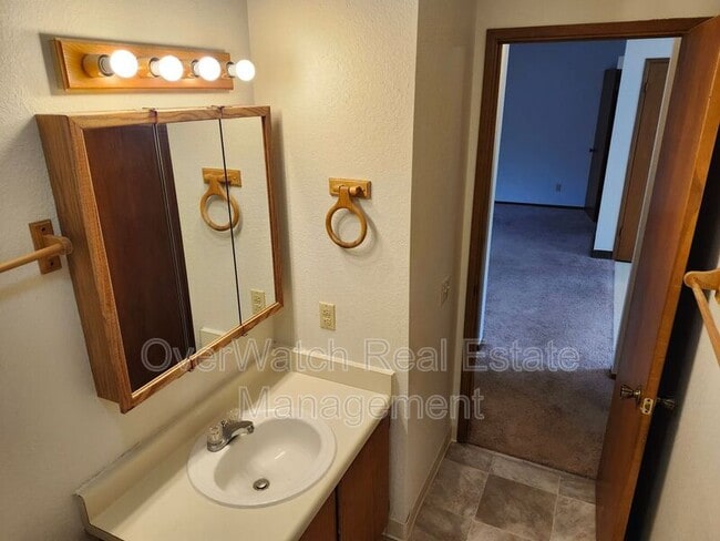 Building Photo - 8116 Boundary Ave