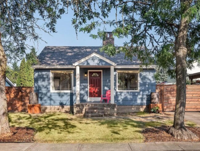 Primary Photo - 7852 SE 68th Ave