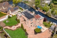 Building Photo - 54 Shore Dr