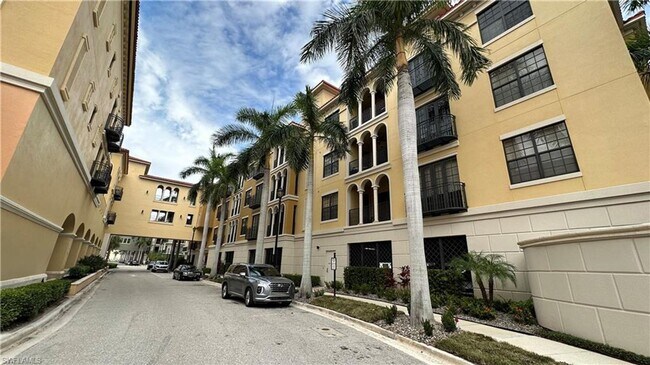 Building Photo - 1 BR condo in The Residences of Coconut Point