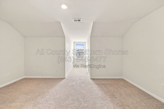 Building Photo - 3414 Bells Lk Cir