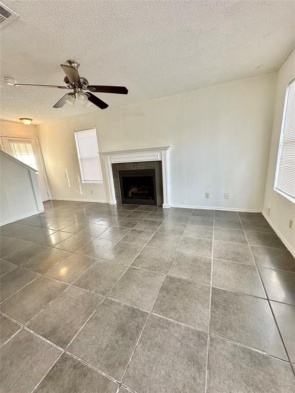 Building Photo - 9103 Japonica Ct