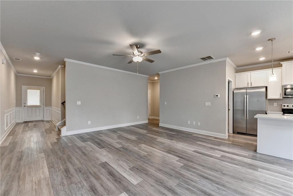 Building Photo - 217 Rockfern Ter