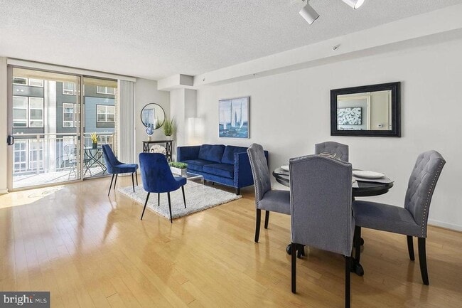 Primary Photo - 2726 Gallows Rd