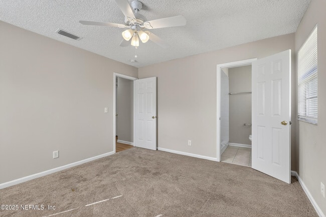 Building Photo - 551 William Penn St