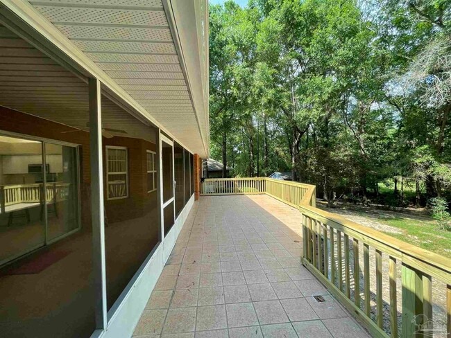 Building Photo - 941 Spring Creek Cir