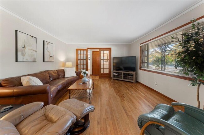 Building Photo - 5122 Lavista Rd