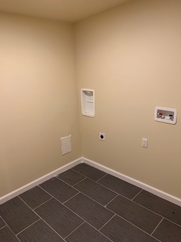 Building Photo - 24 E Silver St