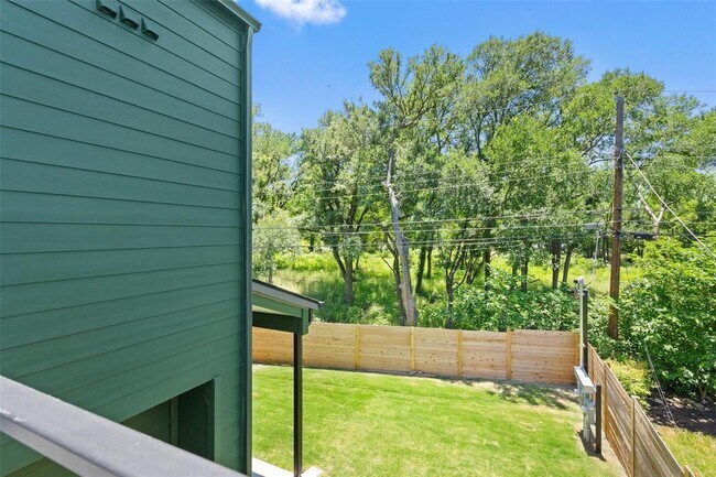 Building Photo - 5109 Stone Gate Dr