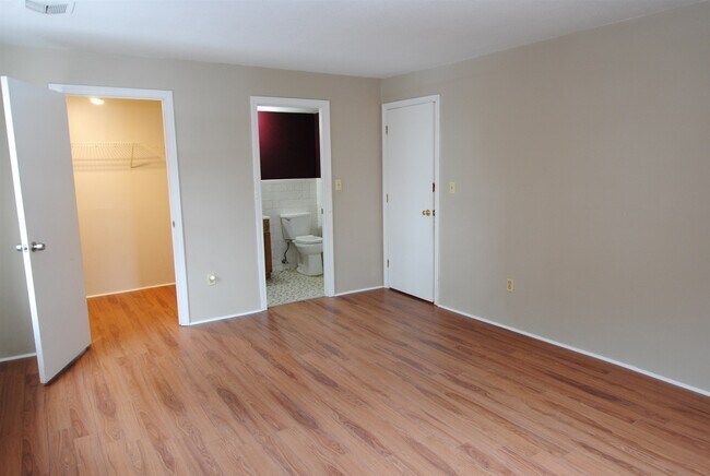 Building Photo - 3 Louisburg Square