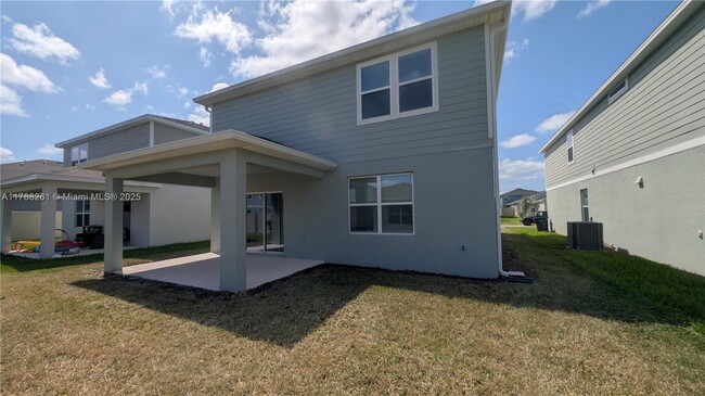 Building Photo - 2031 Alluring Ln