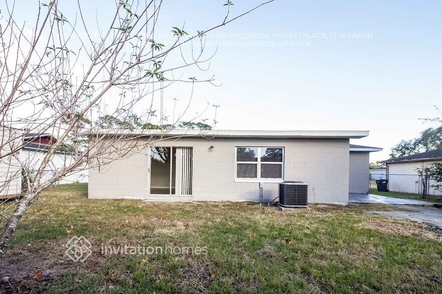 Building Photo - 3820 Bryston Dr