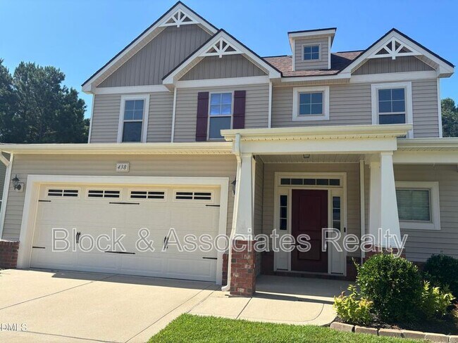 Building Photo - 438 Roanoke Dr