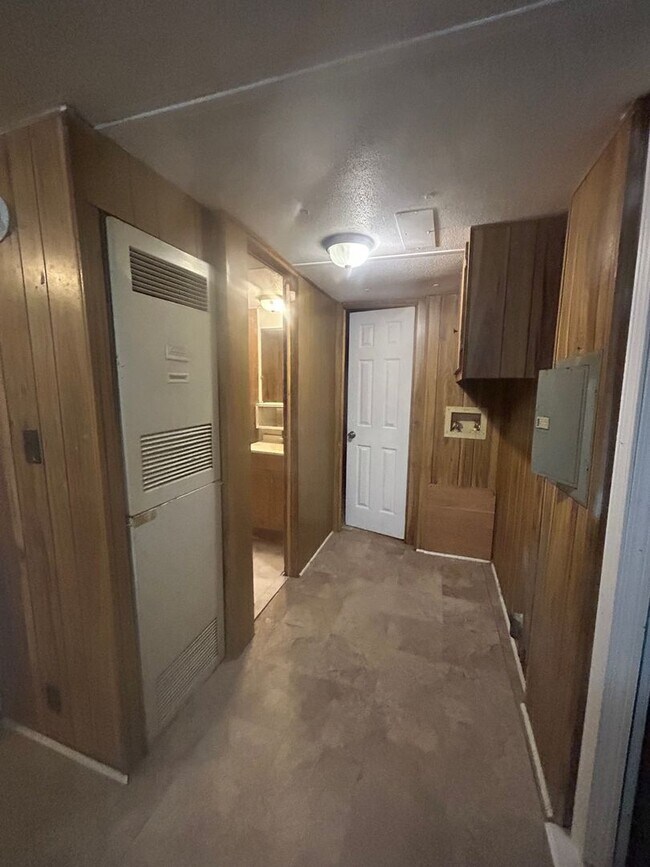 Building Photo - Attention Section 8 Vouchers! Available Now! Rent this 3 bedroom home in Aiken!