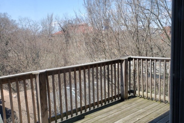 Deck off kitchen - 51 Sterling St