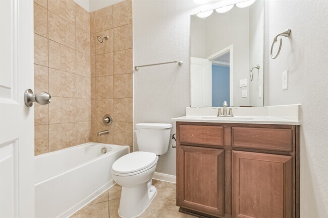 Building Photo - 19527 Juniper Breeze Ln