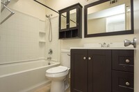 Building Photo - 3604 Sampson Ct