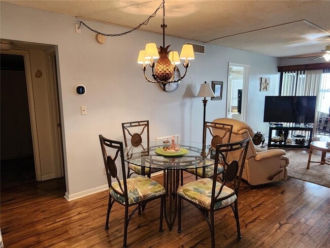 Building Photo - 6291 Bahia Del Mar Cir N