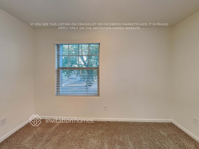 Building Photo - 3369 E Constitution Dr