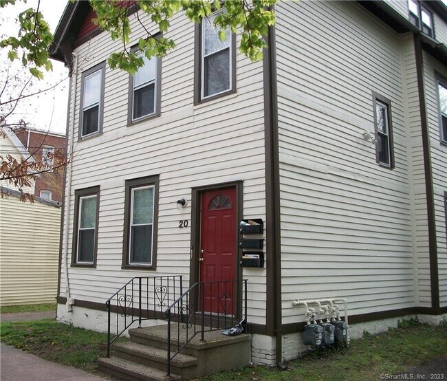 Building Photo - 20 Lawrence St