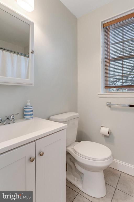 Building Photo - 2803 S Columbus St