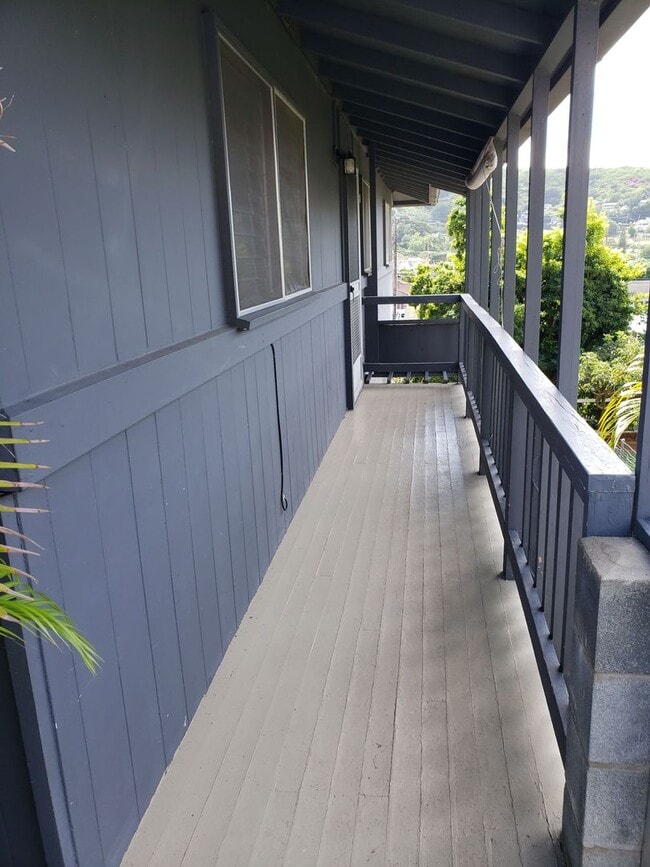 Building Photo - L750ach (REOM)