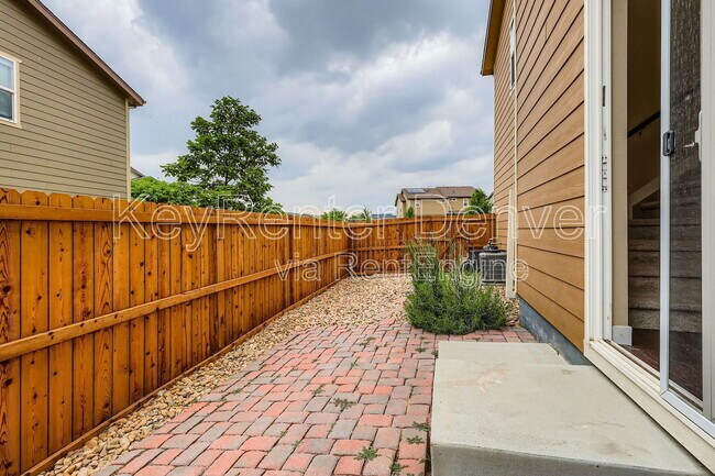 Building Photo - 2347 W 165th Ln