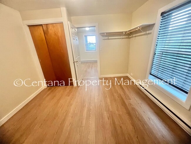 Building Photo - 1030 Antimony St