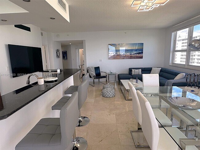 Building Photo - 2080 S Ocean Dr