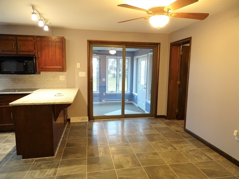 Building Photo - 2228 Junction Rd