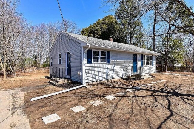 Primary Photo - 291 Crompton Rd