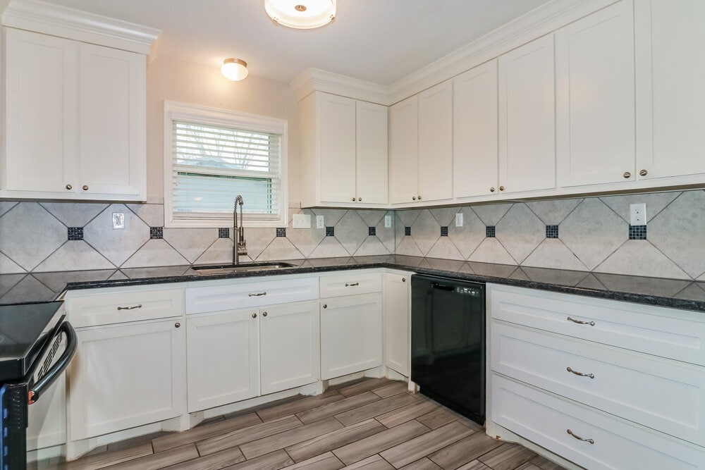 Building Photo - 1140 Glenda St