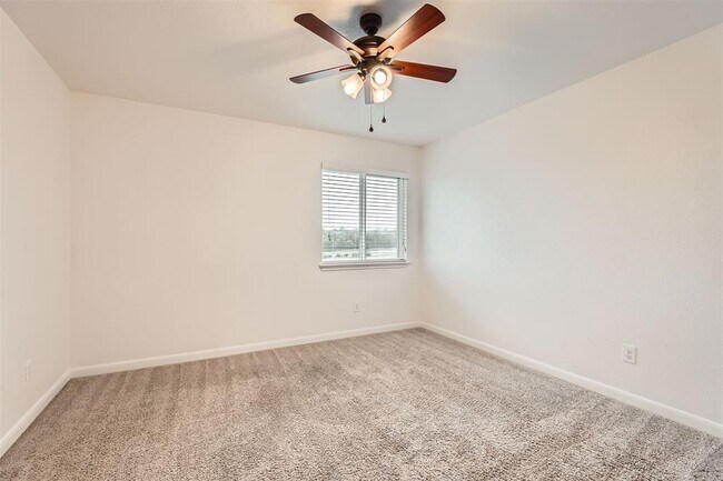Building Photo - 2330 Blake Way