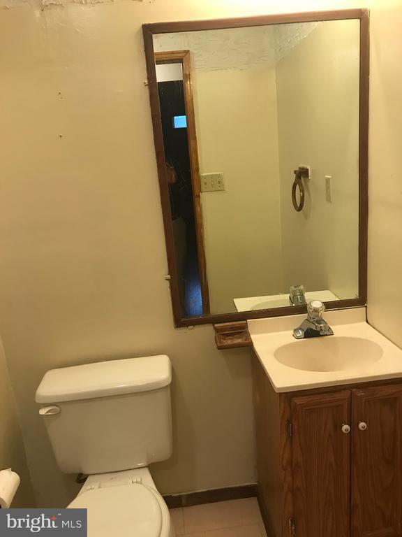 Building Photo - 8320 Brookvale Ct