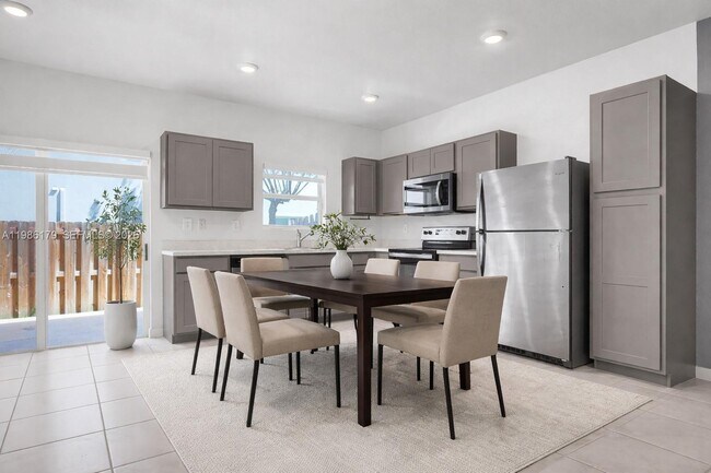 Building Photo - 149 NE 3rd St