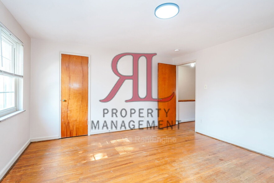 Building Photo - 1799 Kings Ct