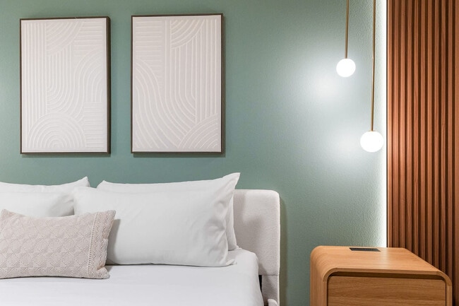 Building Photo - 15996 Cape Coral Lp