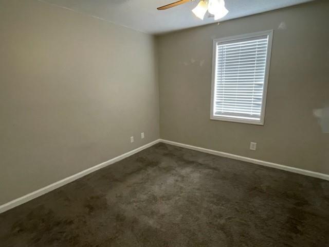 Building Photo - 3882 Parklane Dr