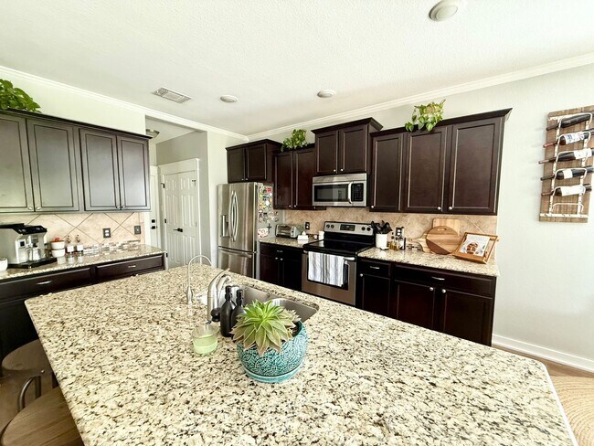 Building Photo - 11109 Gainer Dr