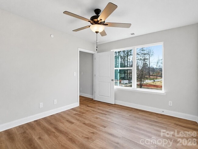 Building Photo - 339 Gray Dr