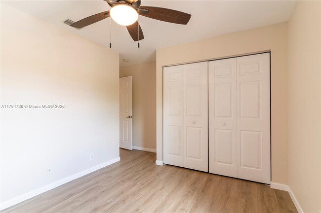 Building Photo - 1306 Banyan Way