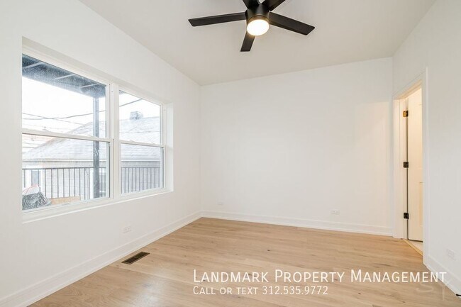 Building Photo - 1726 W Cullerton St