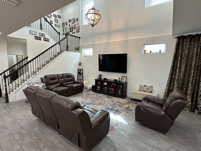 Building Photo - 7114 Brown Pelican Ct