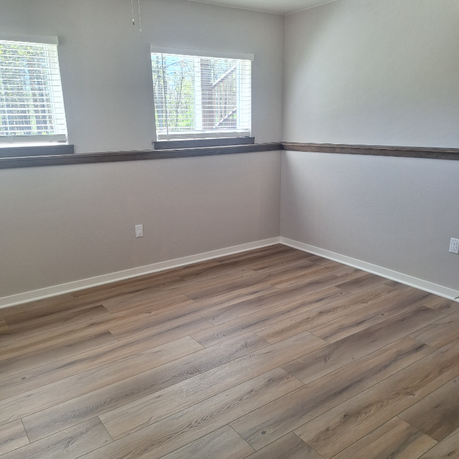 Building Photo - 34509 Hartwell Pl