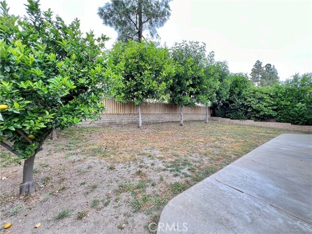 Building Photo - 1545 Meadow Glen Rd