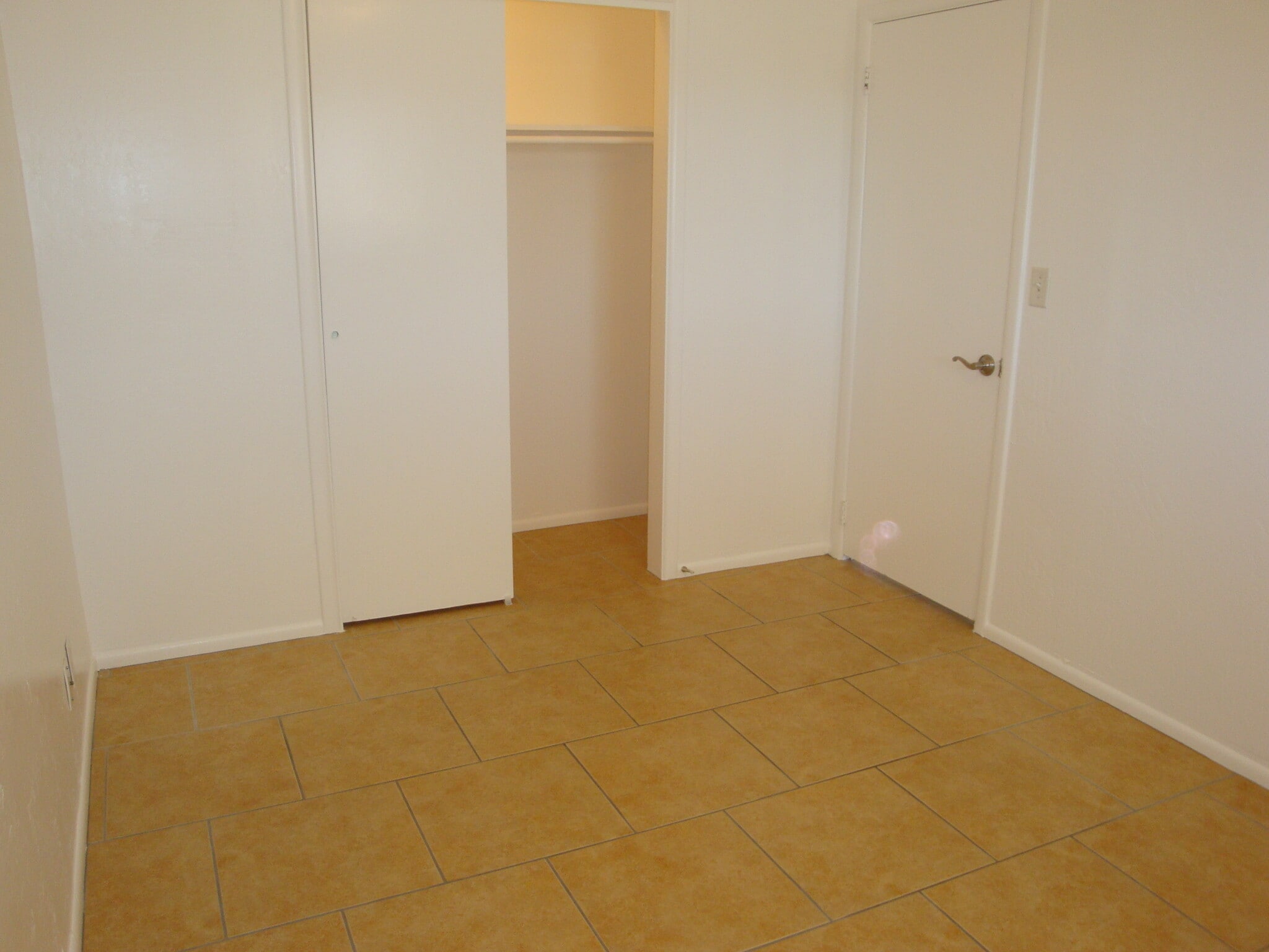 Building Photo - 510 N Ironwood Dr