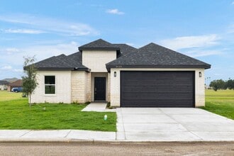 Building Photo - 3125 Fairway Dr